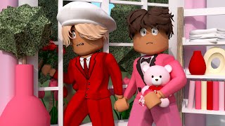 Finley SNEAKS OUT with BOYFRIEND SECRET DATE  Bloxburg Family Roleplay wvoices [upl. by Lohman]