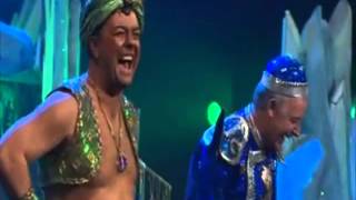 EXTRAS Bloopers Les Dennis amp Ricky Gervais  Aladdin amp The Genie [upl. by Nevah]