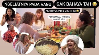 Awalnya pada gak yakin sama Martabak manis   Reaksi Bule pertamakali nyobain coklat sama keju 😀 [upl. by Adli]