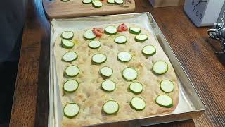 Focaccia breadpaparonieasy recipeitaly india vegetarian italianfoodviralvideo [upl. by Richlad]