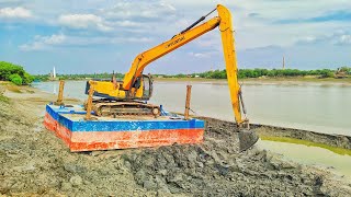 Long Reach Floating pontoon Excavator Digging The River HYUNDAI 245LR SMART [upl. by Jaenicke]