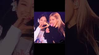 Rosè choose to Jennie🖤🩷 friends friendship blackpink chaennie lisa jisoo subscribe [upl. by Schulein]