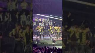 New Jeans reaction Seventeen perform at Golden Disc Awards 2024 in Indonesia newjeans seventeen [upl. by Small79]