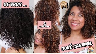 Je TEST de DECOLORER mes cheveux BOUCLÉS à la MAISON 😱🏠  De BRUNE à des MÈCHES DORÉES CARAMEL 🙈 [upl. by Vernon523]