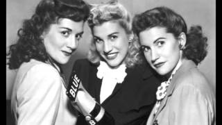 Chickery Chick 1946  The Andrews Sisters [upl. by Pohsib]