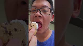 Trying JetPuffed Marshmallow Creme feat Starbucks cookie [upl. by Tana]