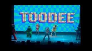 130125 Yo Gabba Gabba Live [upl. by Suoirtemed410]