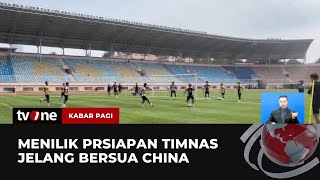 Hadapi China Malam Ini Timnas Indonesia Fokus Latihan  Kabar Pagi tvOne [upl. by Gravante227]