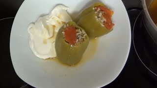 Dolma  gefüllte Paprika türkisch kochen  Sallys Welt [upl. by Acinoryt544]