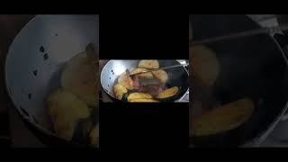 Brinjal Fry Recipe Subscribe my channe Esho Ranna Kore Khai food streetfoodyoutubeshorts foodie [upl. by Garap369]