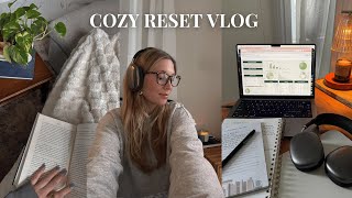 COZY RESET VLOG  getting my life together budget checkin setting goals amp bookish chats [upl. by Bennie]