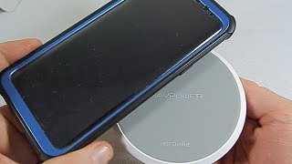 Smartphone KABELLOS laden  RAVPower Qi Wireless Ladegerät Induktive Ladestation S10  Review [upl. by Ahkihs]