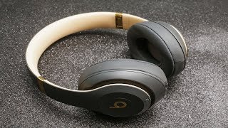 Recensione di Beats Studio3 Wireless le migliori cuffie di Beats [upl. by Eeldivad]