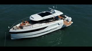 Discover the Wellcraft 435 [upl. by Eelyma]