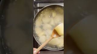 Mashed potato recipe mashedpotatoes shorts [upl. by Haskins]