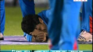 Munaf Patel  Hands Down the Strangest Way to get Injured [upl. by Sadoff230]