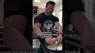 Renato Cariani fazendo a dieta do Arnold maromba renatocariani bodybuilding [upl. by Eldnek597]