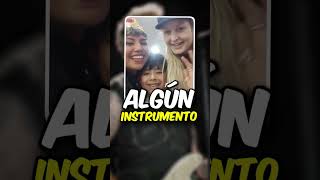 Bajista de una banda le regala un instrumento firmado a un niño mexicano 🎸🤔 Shorts [upl. by Agace]