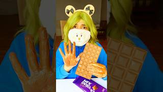 Bear tries clowns genius chocolate hack 👻🤣shorts funny comedy ytshorts tiktok viral food [upl. by Llezom894]