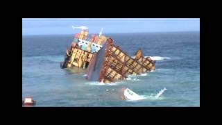 Rena Stern section sinking footage 10 January 2012 [upl. by Htinnek383]