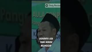 Gus Baha  Memahami Masalah Sosial Antara Badai dan Kedisiplinan shortvideo gusbaha shorts [upl. by Tilly]