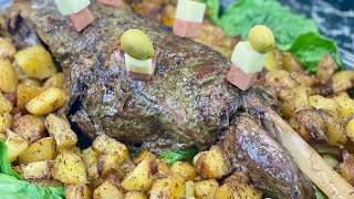 GIGOT DAGNEAU CUIT À L’ÉTOUFÉE ULTRA TENDRE 🍖 Avec ses pommes de terre sautées 🥔 Deli Cuisine [upl. by Lamphere]