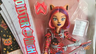 Monster High Fearbook Toralei Stripe Doll Review 💜🧡❤️ [upl. by Akcirre]