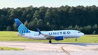 United Airlines Boeing 737700 N24729 taking off from RDU Airport [upl. by Huttan257]