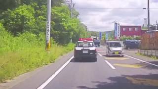 【ドラレコ】◯◯県警！警ら中のパトカーがあわや？ 【Drive recorder】◯◯ prefectural police Accidents on a police car on duty [upl. by Adnaval]