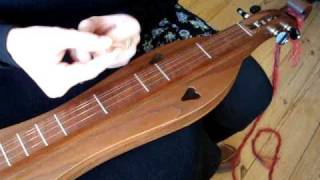 Traditional mountain dulcimer BEGINNER1 the NOTER [upl. by Fesuoy]