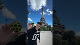 JOGUEI A BOLA LUNAR DE CIMA DA TORRE EIFFEL 🗼🇫🇷 shorts [upl. by Vasquez761]