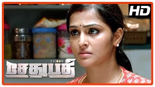 Sethupathi Tamil Movie  Scenes  Vela Ramamoorthy identified as murderer  Vijay Sethupathi  Remya [upl. by Rogerg230]