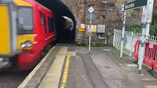 Gatwick Express passing balcombe for London Victoria [upl. by Henleigh]