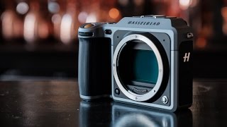 Hasselblads medium format X1D mirrorless camera [upl. by Catto77]