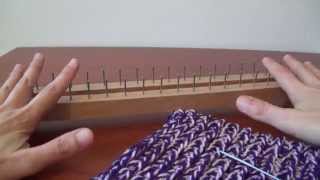 Tutorial facile sciarpa scaldacollo punto inglese telaietto rettangolare per lana  Knitting loom [upl. by Arehs596]