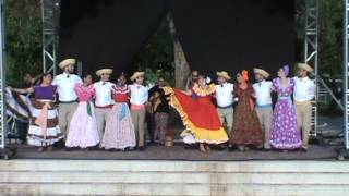 Gíbaro de Puerto Rico Fiesta en Borinquenquot  Seis Chorreao [upl. by Bertie]