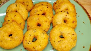 Crispy Medu Vada recipe l South Indian Vada l Uddina Vadd l Medhu Vadai [upl. by Alyag]