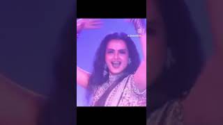 Rekha SRK dancing together oh my god 😳😳😳❤️❤️❤️😍😍😍 [upl. by Aremaj]