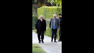 AlPacino parla con un amico durante una passeggiata a LosAngeles [upl. by Cassandre206]