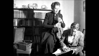 CorelliBarbirolli Oboe Concerto Rothwell 1946 [upl. by Osrit466]