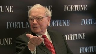 Warren Buffetts investing advice [upl. by Akers906]