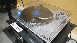 Technics 1200 turntable is back in hifi audio — CES 2016 [upl. by Eerdua]