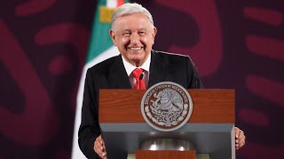 4T consistió en servir al pueblo crear bienestar y brindar seguridad Conferencia presidente AMLO [upl. by Lekkim]