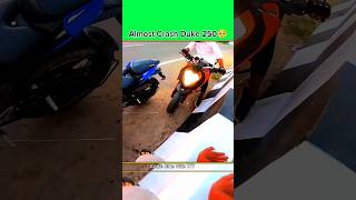 Esko Bolte Skills 😎 Almost Crash Duke 250 😱 shorts ktmduke250 crash viralvideo [upl. by Aerbas968]