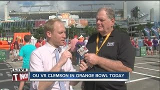 University of Oklahoma Sooners take on Clemson Tigers in 2015 Orange Bowl [upl. by Leunamne]