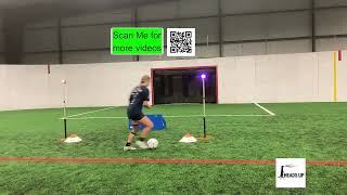 Scanning reaction time spatial awareness head on a swivel soccer drills soccer training [upl. by Ettelracs]