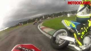 Valentino Rossi supera Federico Aliverti al Sic Supermoto Day  HQ [upl. by Sivad323]