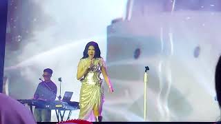 Tiara Andini – quotBahayaquot Live at pasSworLd Concert [upl. by Corey661]