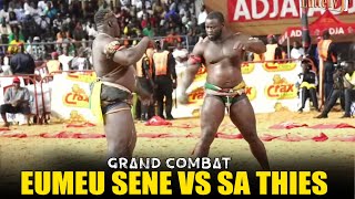 Intégralité Combat Eumeu Sène vs Sa Thiès  Bagarre intense et une chute spectaculaire [upl. by Naga808]