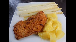 Panierte Schnitzel mit Spargel aus dem Backofen [upl. by Mairym]